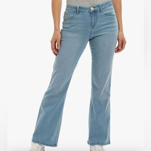 1822 Denim NWT Chrisley Better Butter High Rise Slim Bootcut Jeans Size 14/32